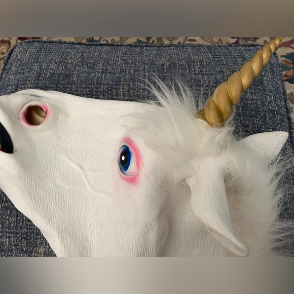 New Adult Unicorn Mask Perfect for Halloween/Plays/Theater - Picture 3 of 3